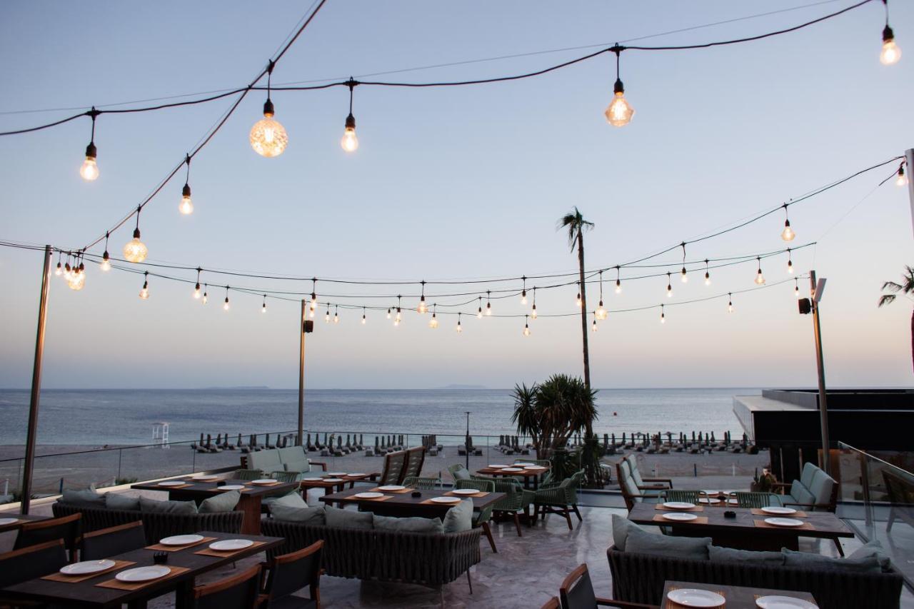 Prado Luxury Himare