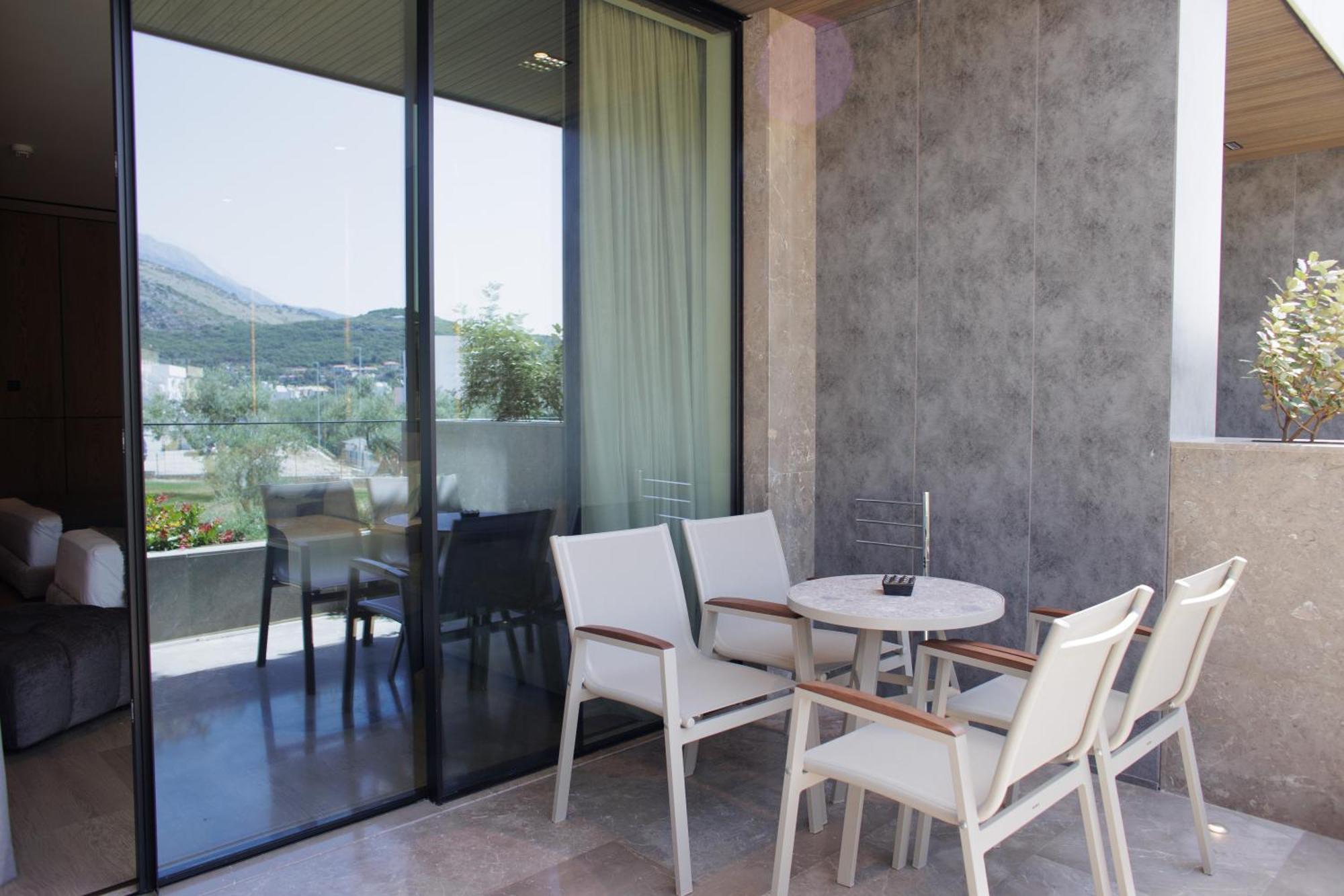 Prado Luxury Hotel 5*