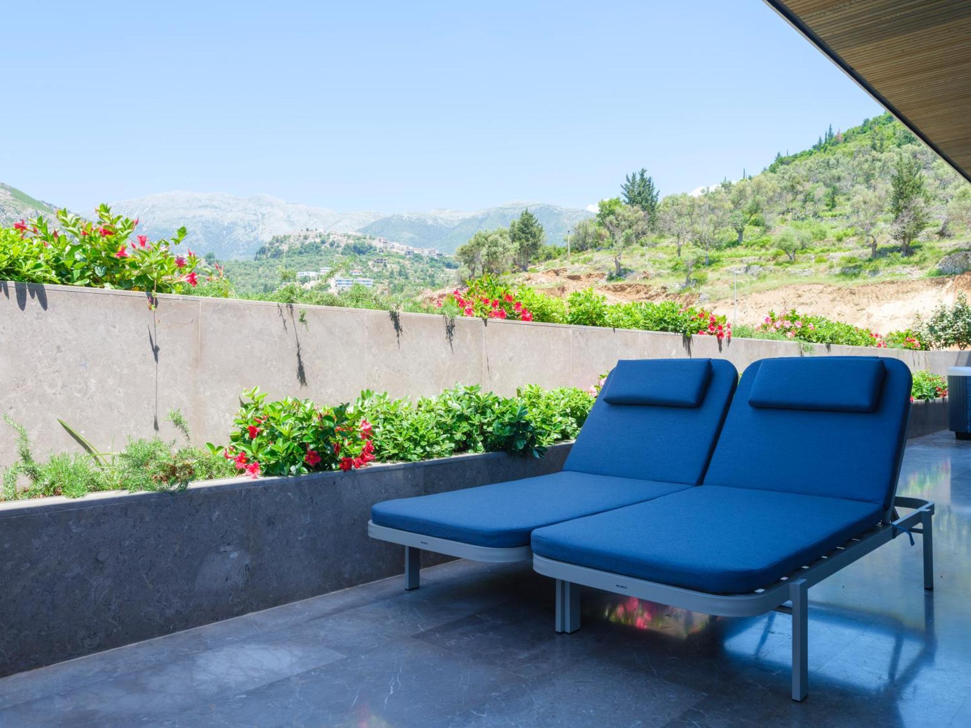 Prado Luxury Hotel Himare