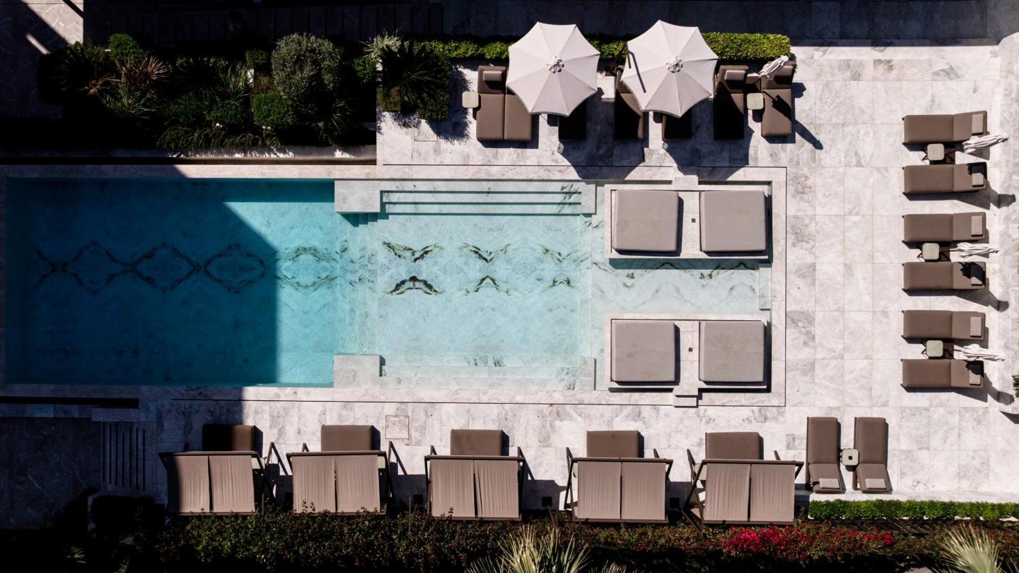 Prado Luxury Hotel 5*